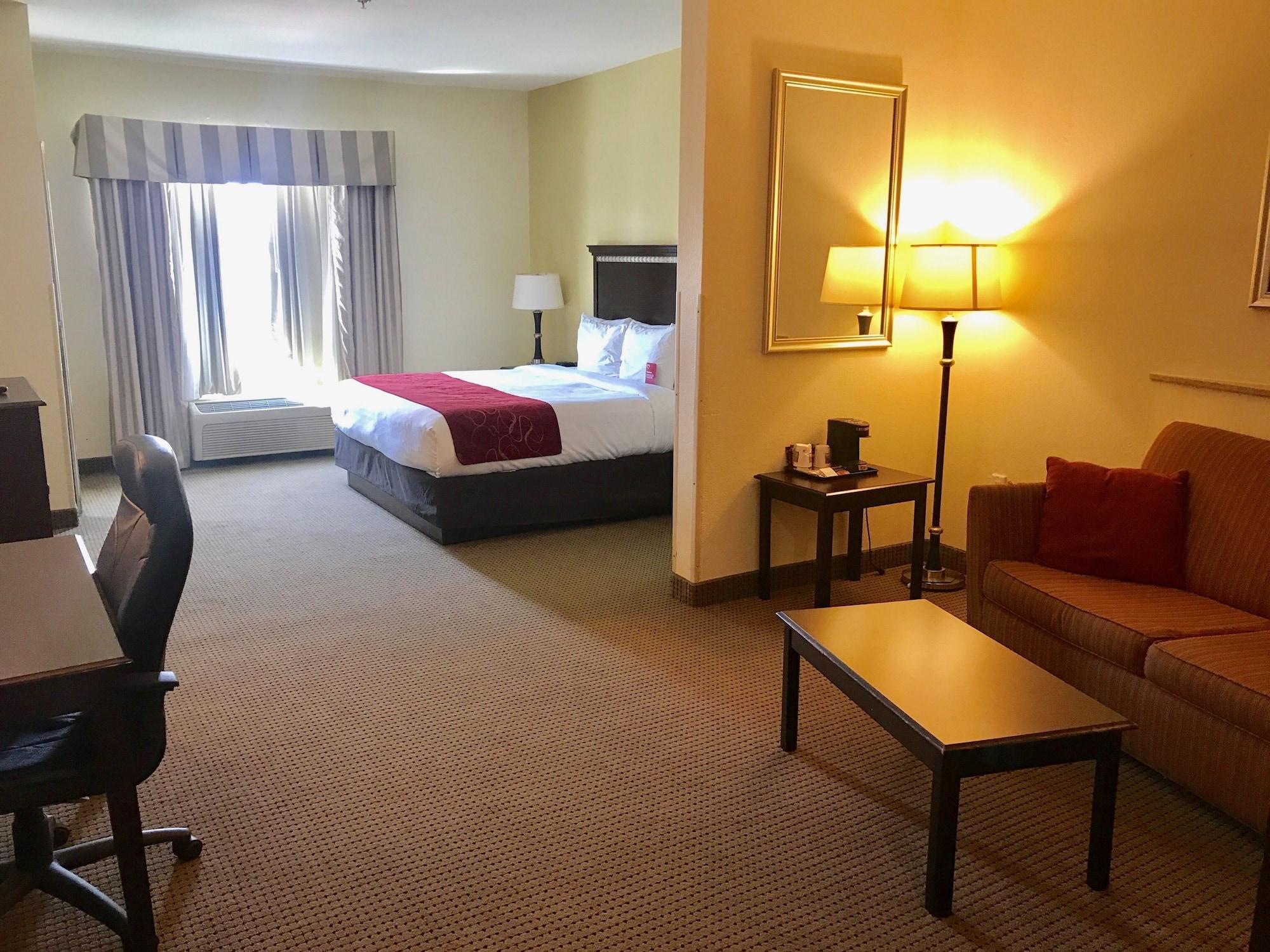 Comfort Suites University Абилин Екстериор снимка