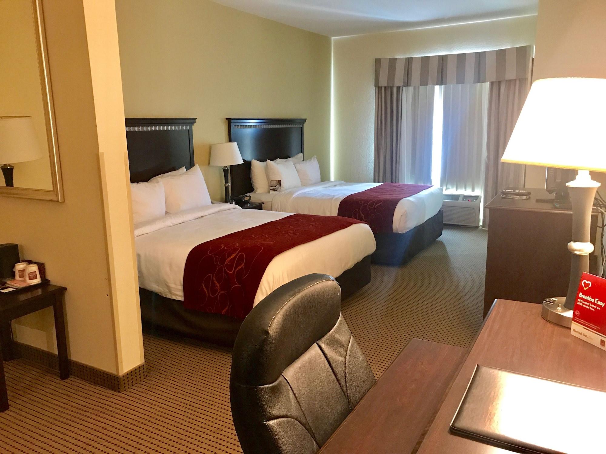 Comfort Suites University Абилин Екстериор снимка