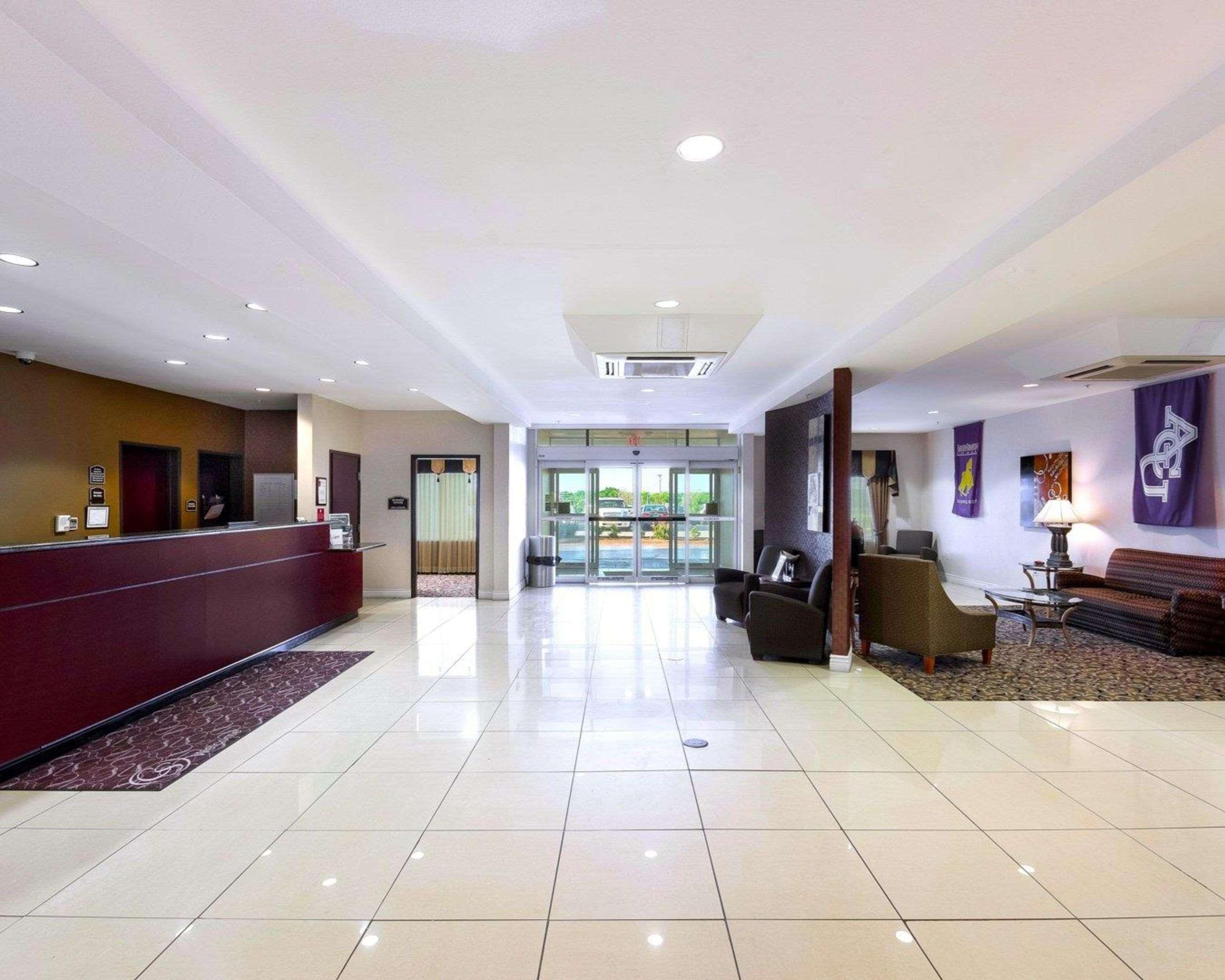 Comfort Suites University Абилин Екстериор снимка