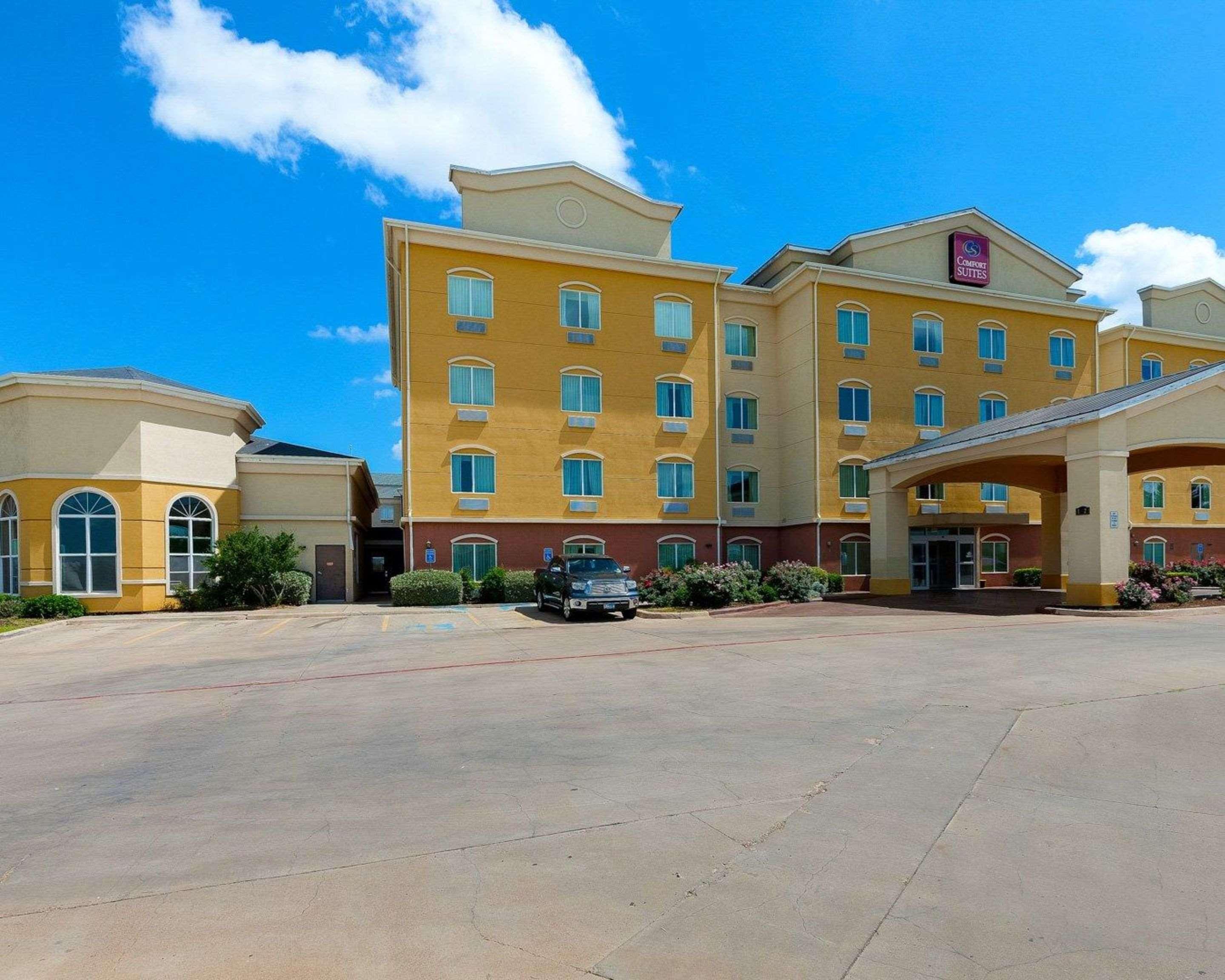 Comfort Suites University Абилин Екстериор снимка