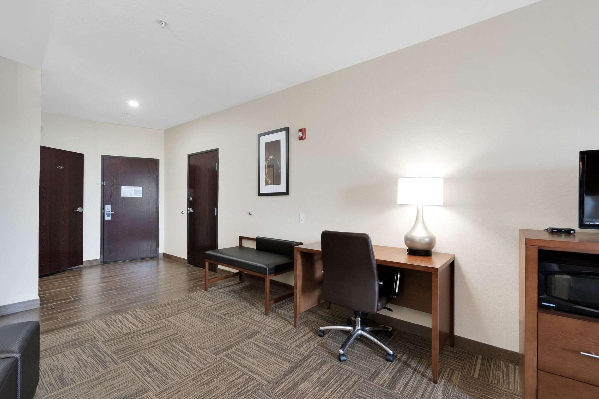 Comfort Suites University Абилин Екстериор снимка