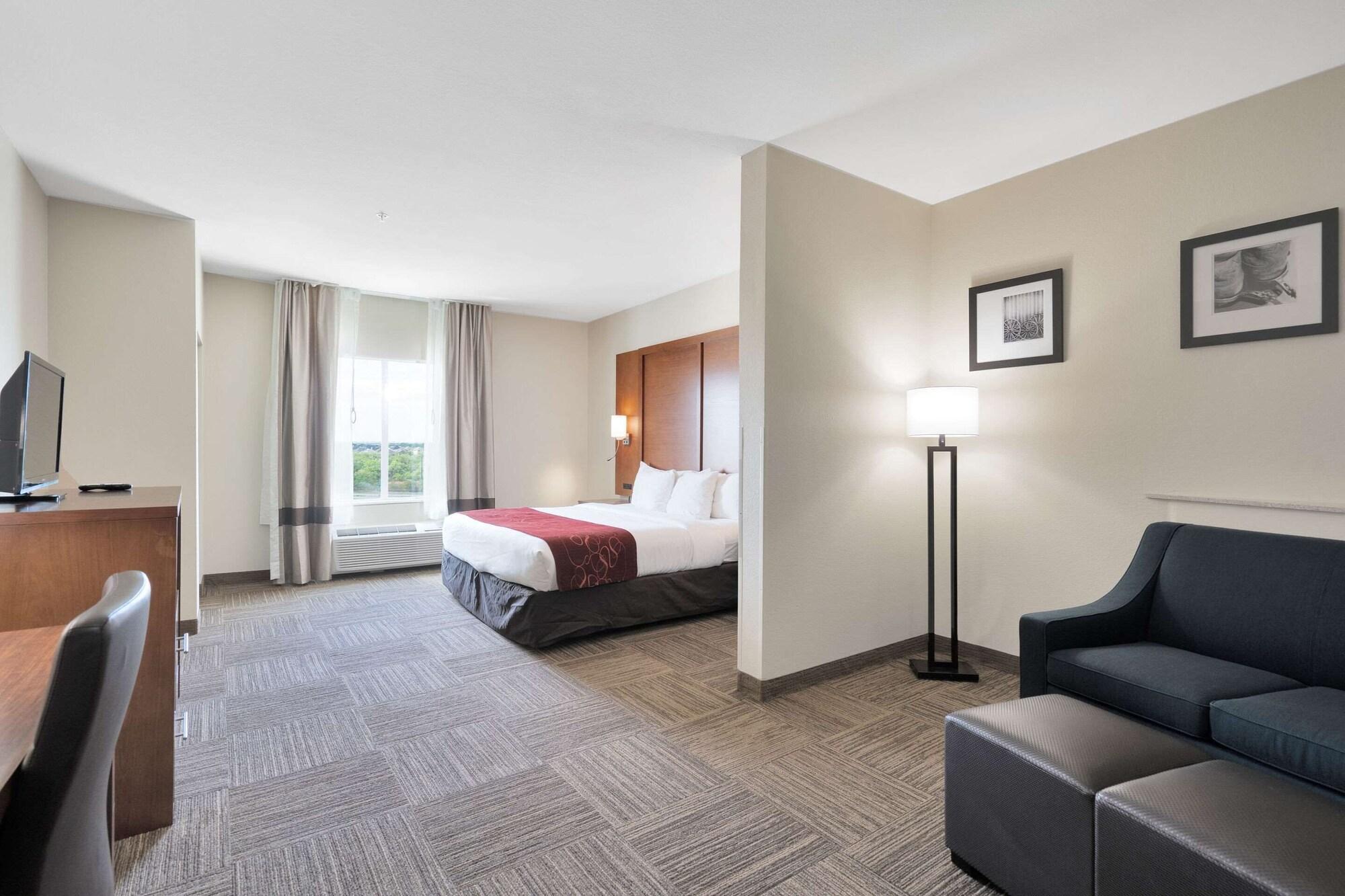 Comfort Suites University Абилин Екстериор снимка